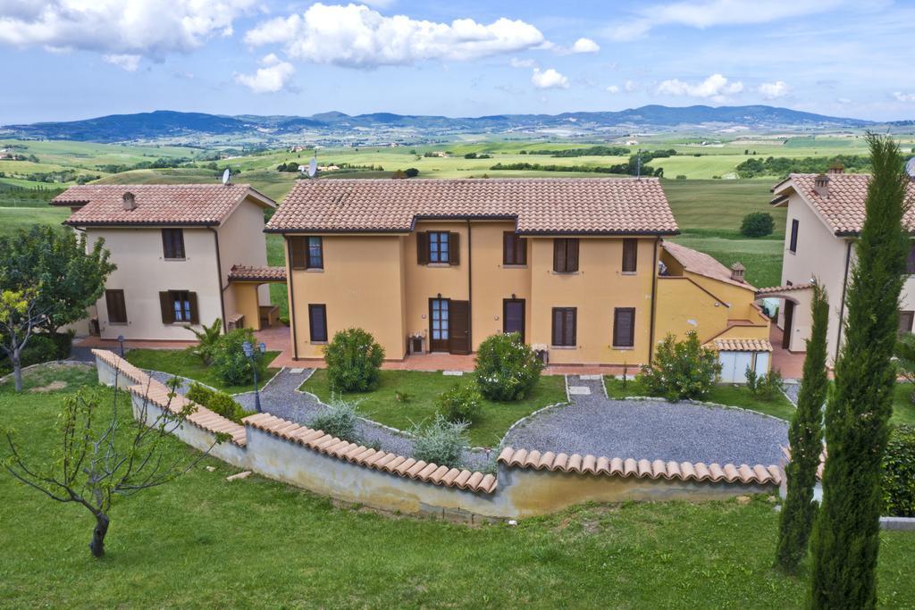 Borgo Di Pomaia Lägenhet Exteriör bild